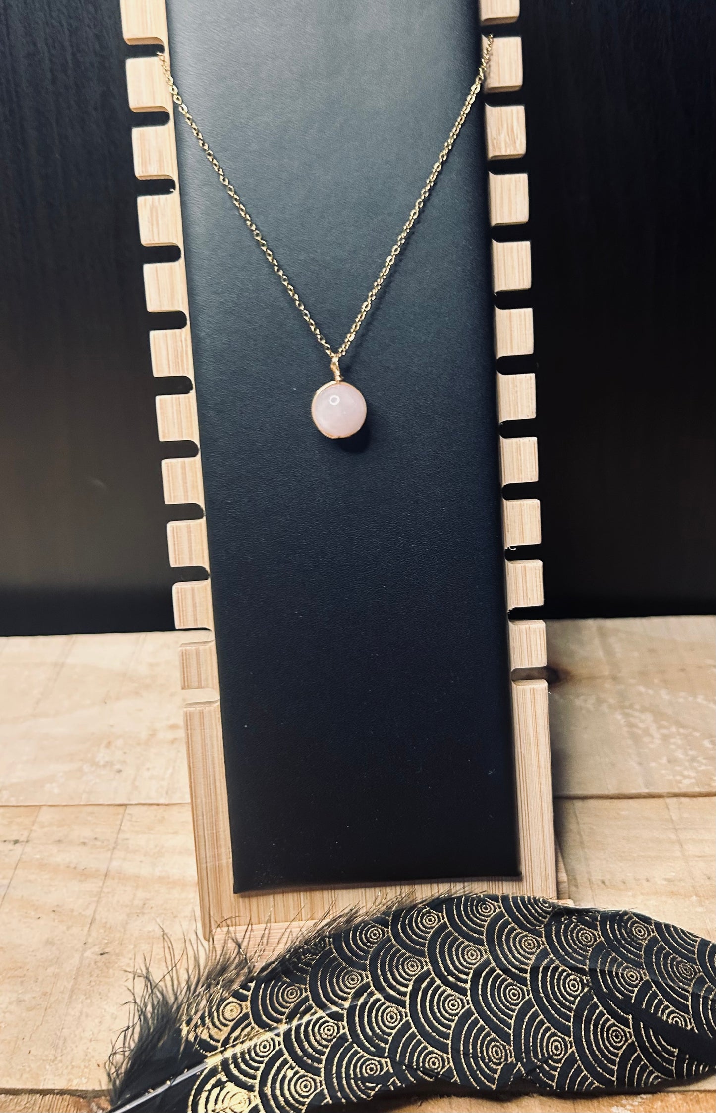 Collier “Douceur du Quartz Rose” – Pierre Naturelle