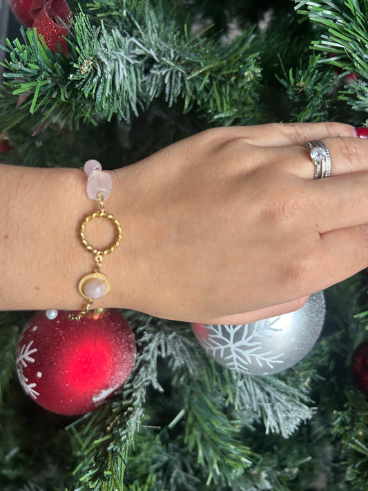 Bracelet “Quartz Rose Élégance” Anneau Torsadé & Acier Inoxydable Doré