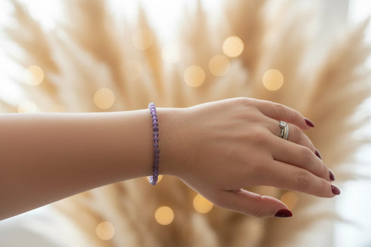 Bracelet en améthyste naturelle – favorise la paix intérieure et l’intuition