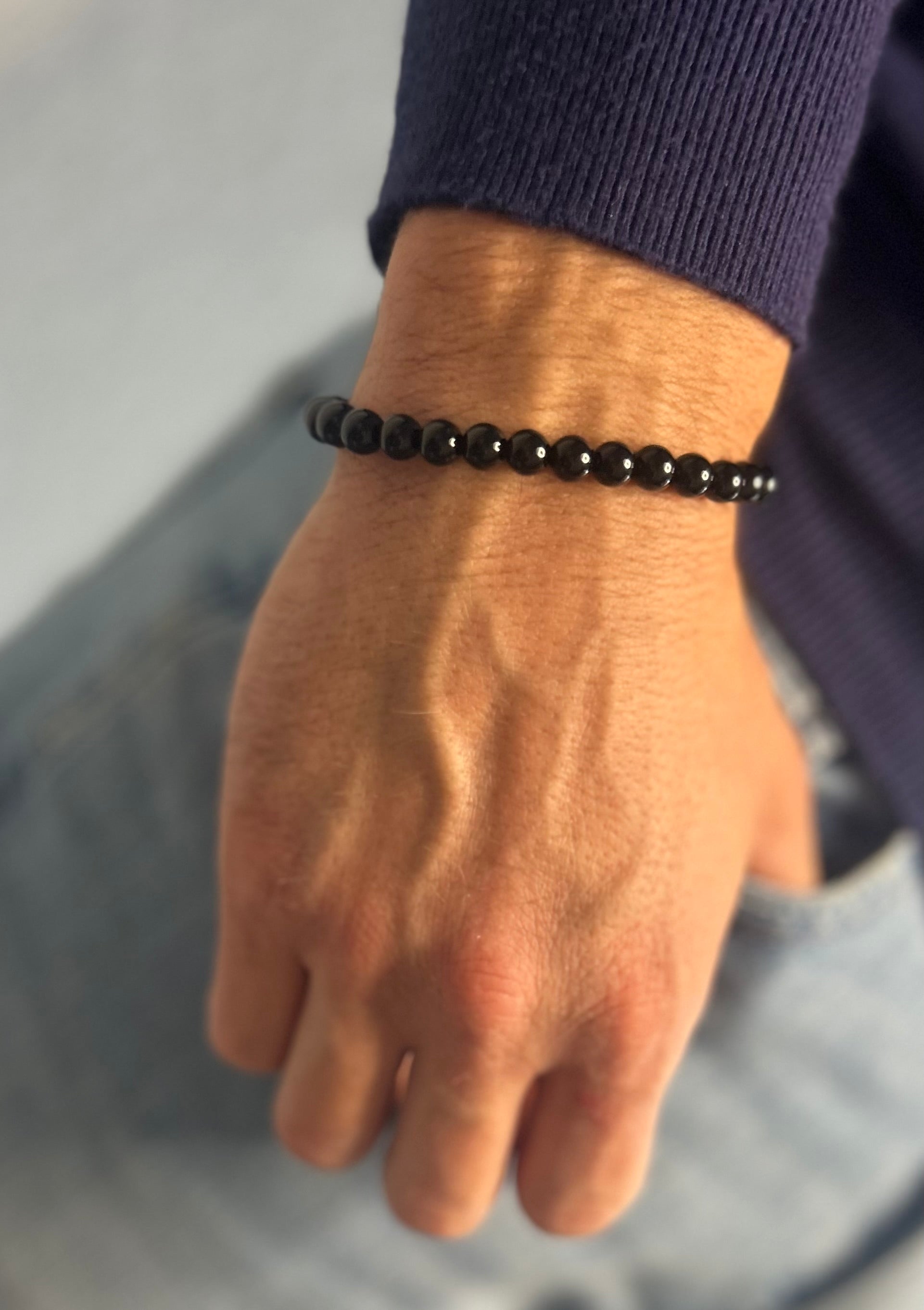 Bracelet en obsidienne noire naturelle favorisant l’ancrage, la protection et la défense énergétique